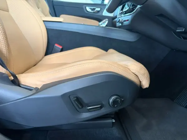 2022 Volvo Xc60 — photo 7 | Tuminion Kenya