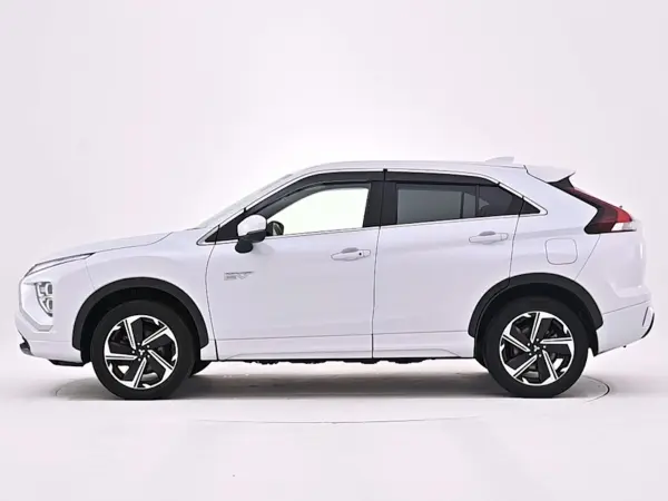 2022 Mitsubishi Eclipse Cross — photo 2 | Tuminion Kenya