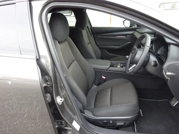 2021 Mazda 3 Fastback — photo 7 | Tuminion Kenya