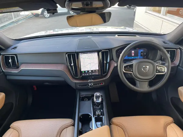 2023 Volvo Xc60 — photo 2 | Tuminion Kenya