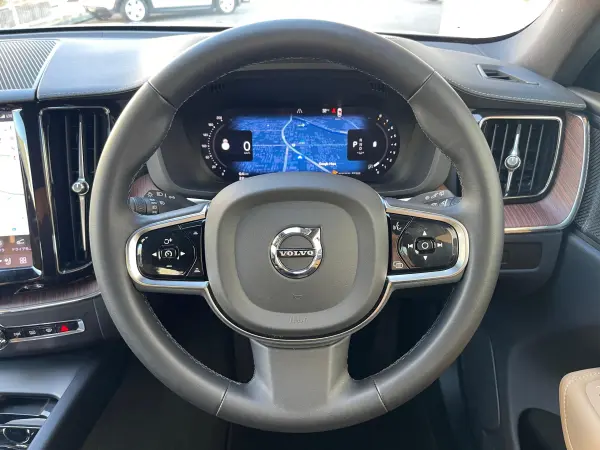 2023 Volvo Xc60 — photo 3 | Tuminion Kenya