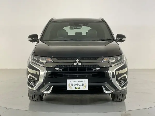 2019 Mitsubishi Outlander — photo 2 | Tuminion Kenya