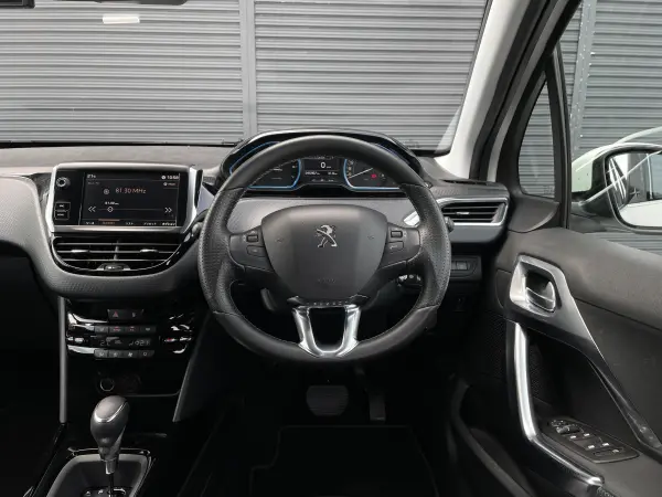 2020 Peugeot 2008 — photo 3 | Tuminion Kenya