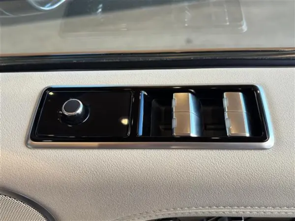 2019 Landrover Rangerover — photo 8 | Tuminion Kenya