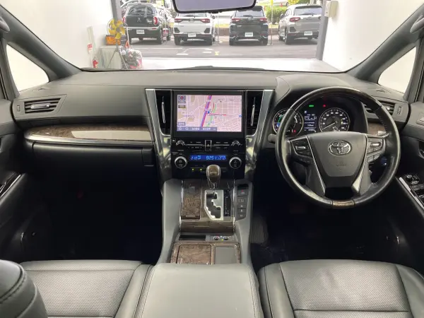 2020 Toyota Alphard — photo 3 | Tuminion Kenya