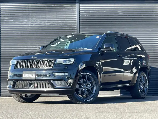 2020 Jeep Grand Cherokee — photo 9 | Tuminion Kenya