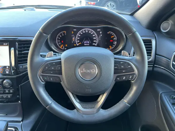 2020 Jeep Grand Cherokee — photo 3 | Tuminion Kenya