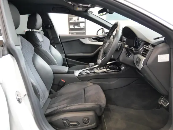 2022 Audi A5 Sportback — photo 8 | Tuminion Kenya