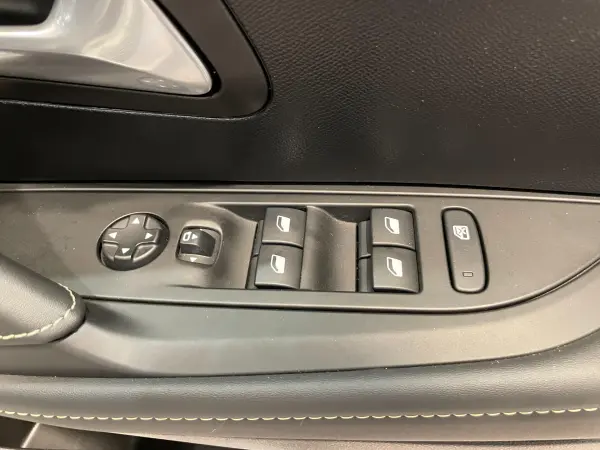2020 Peugeot 208 — photo 8 | Tuminion Kenya